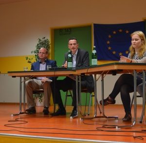 Diskussion am Europaprojekttag im Gymnasium Taunusstein